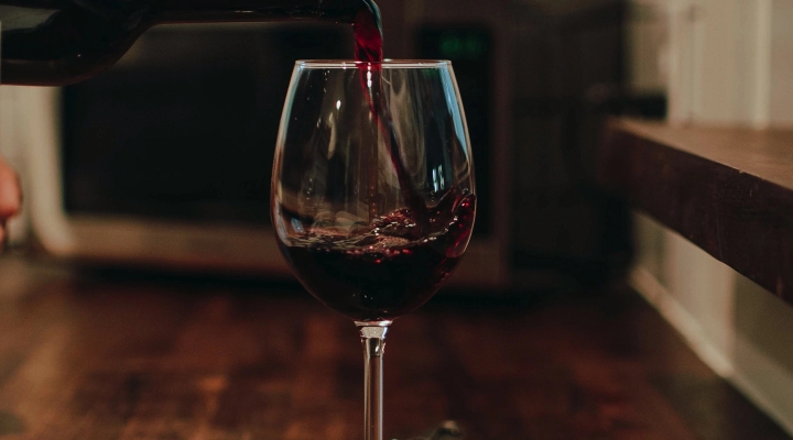 how does vibration affect wine